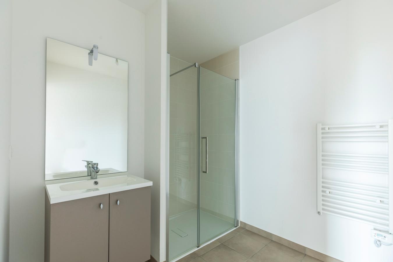 
																																							3 pièces - 
																																						3ème étage - 65m² - 895,12 € - Photo #4