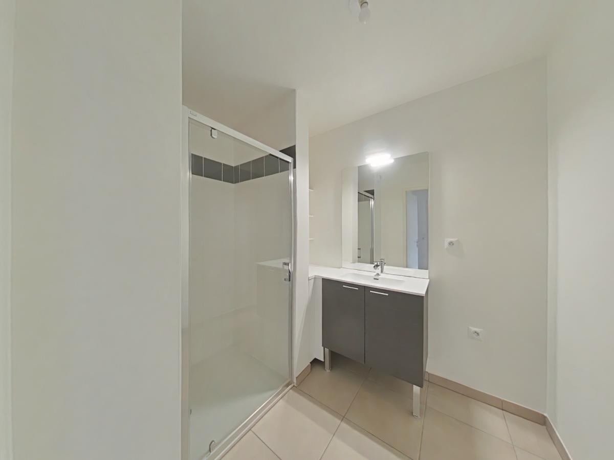 3 pièces - 1er étage - 66m² - 849,51 € - Photo #4