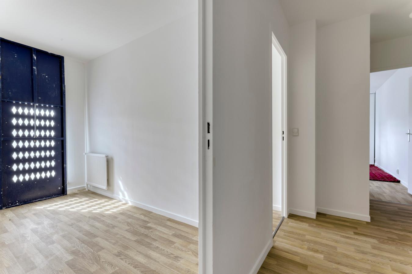 
																																							4 pièces - 
																																						4ème étage - 85m² - 178 000 € - Photo #6