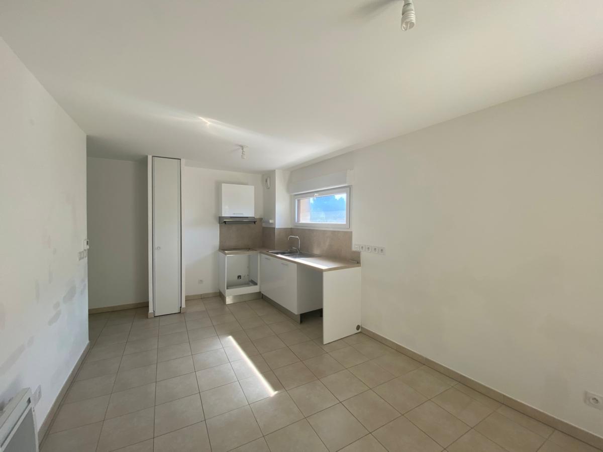 2 pièces - 2ème étage - 39m² - 702,29 € - Photo #5