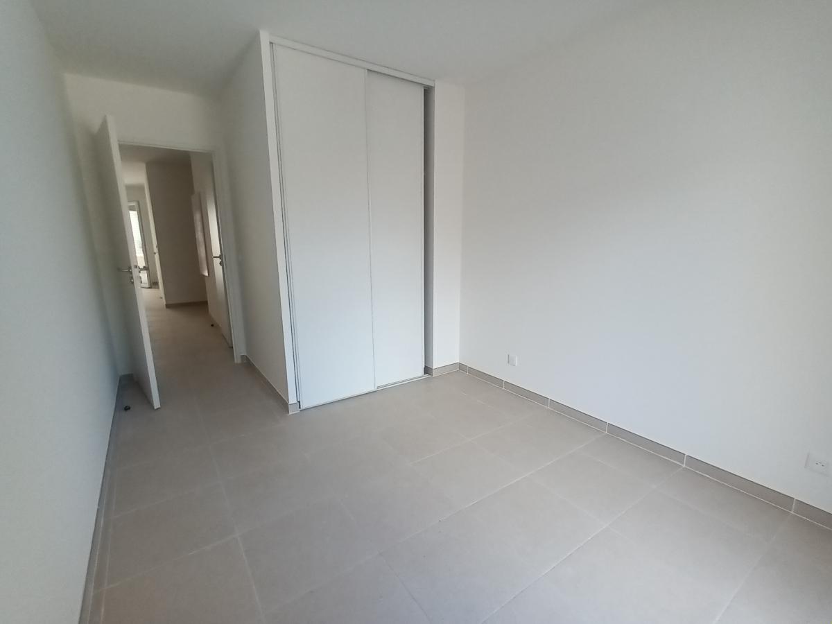 
																																							3 pièces - 
																																						1er étage - 65m² - 977,07 € - Photo #3