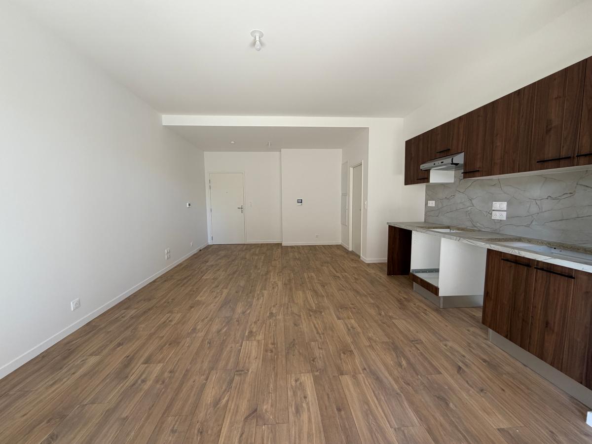 
																																							2 pièces - 
																																						1er étage - 41m² - 671,22 € - Photo #4