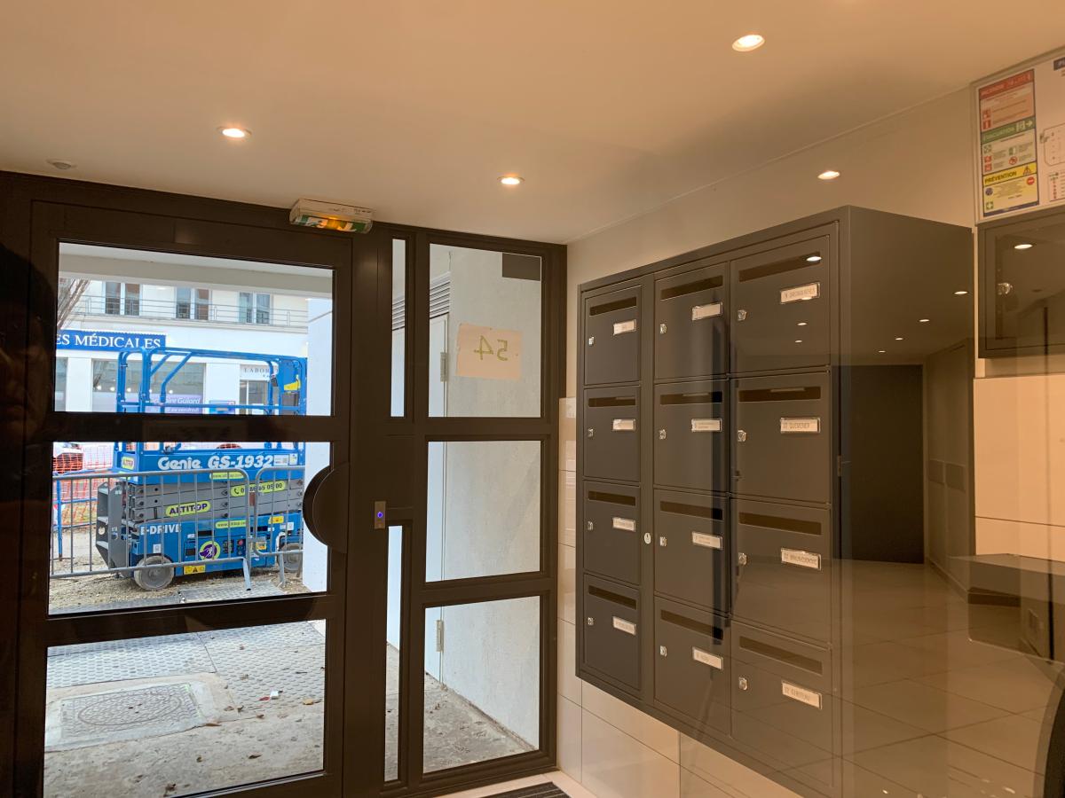 
																																							5 pièces - 
																																						6ème étage - 92m² - 460 000 € - Photo #3