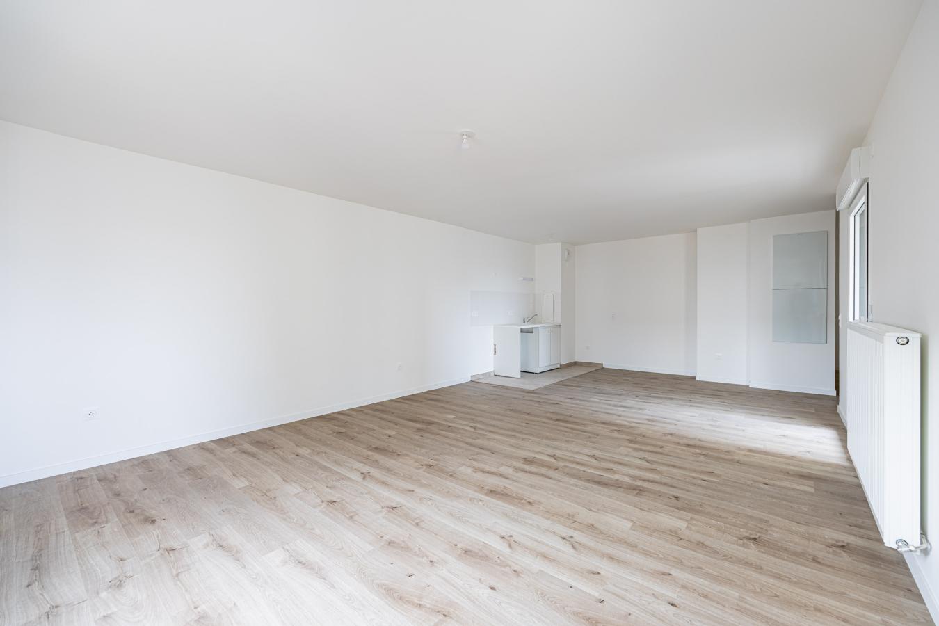 
																																							4 pièces - 
																																						5ème étage - 85m² - 1 525,64 € - Photo #1