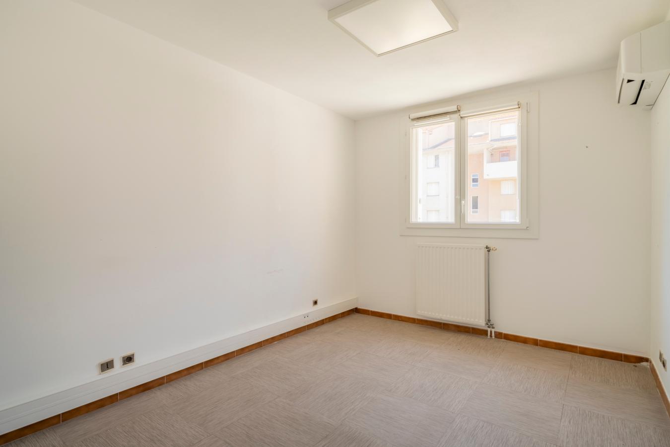 3 pièces - 1er étage - 51m² - 121 700 € - Photo #6