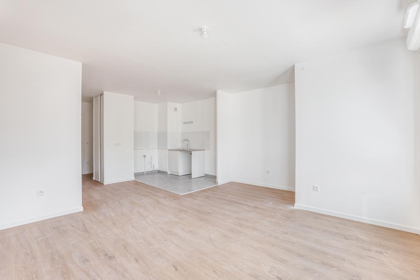 
																			3 pièces - 
																		2ème étage - 65m² - 973,10 € - Photo #3