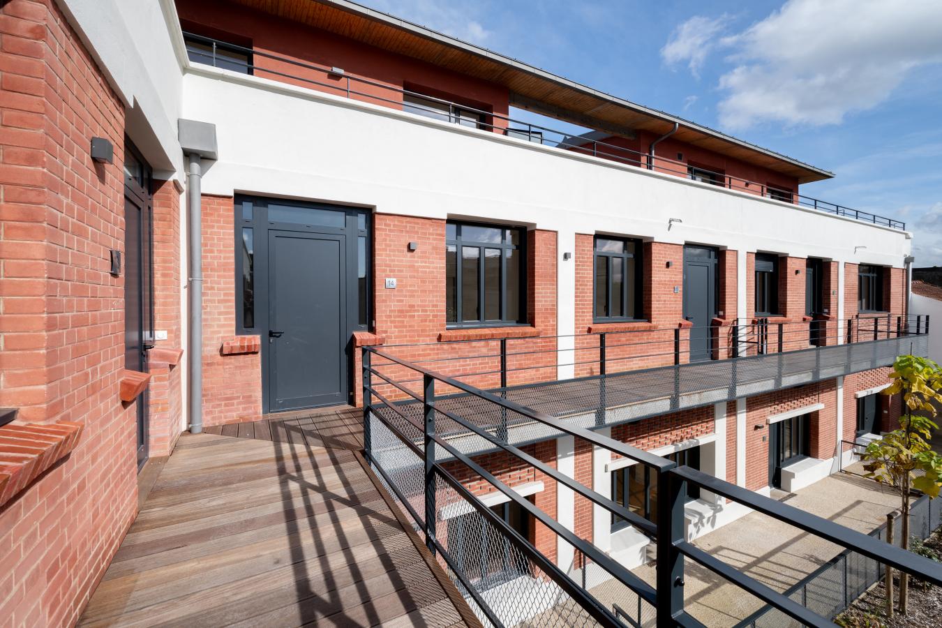 4 pièces - 2ème étage - 87m² - 1 735,01 € - Photo #0
