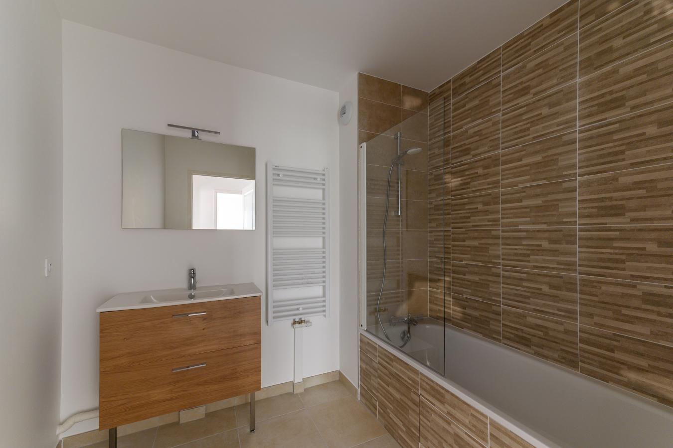 
																																							5 pièces - 
																																						5ème étage - 115m² - 1 847,54 € - Photo #5