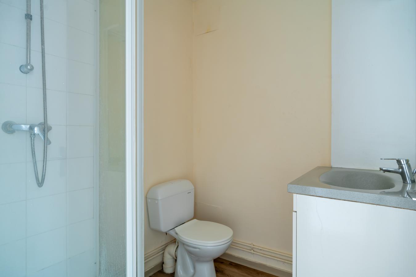 
																																							1 pièce - 
																																						RDC - 29m² - 50 000 € - Photo #3