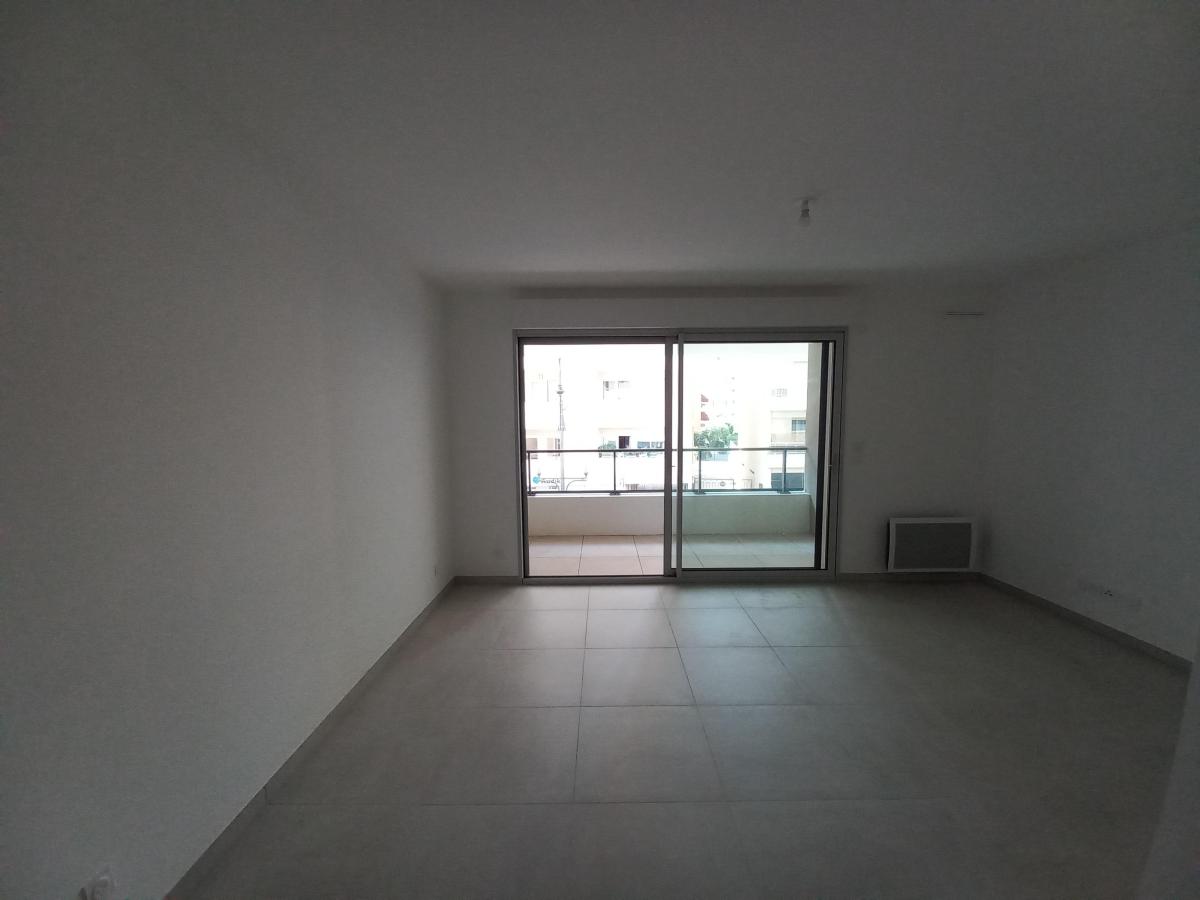 2 pièces - 1er étage - 45m² - 1 085,84 € - Photo #3