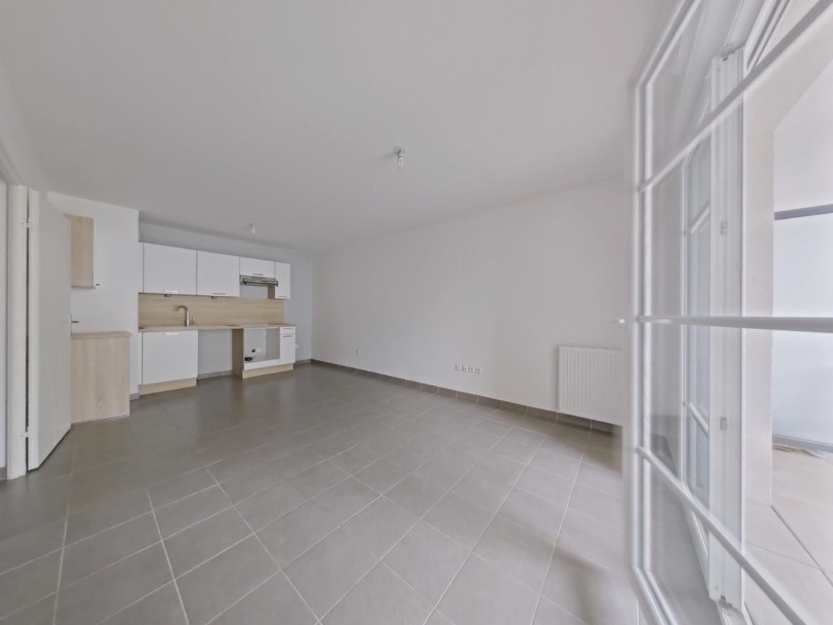 2 pièces - 1er étage - 43m² - 719,74 € - Photo #1