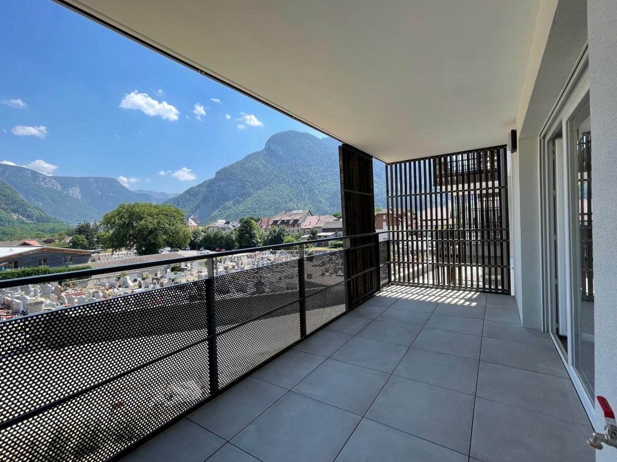 
																																							3 pièces - 
																																						2ème étage - 67m² - 992,32 € - Photo #2