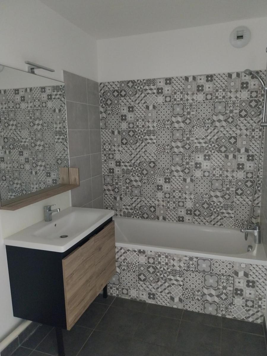 
																																							3 pièces - 
																																						2ème étage - 64m² - 1 053,58 € - Photo #5