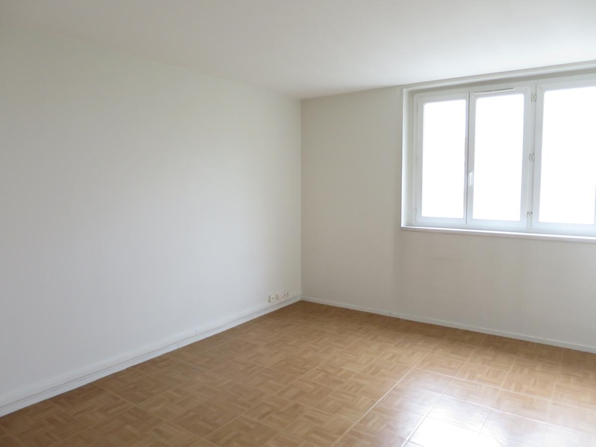 5 pièces - RDC - 77m² photo 3