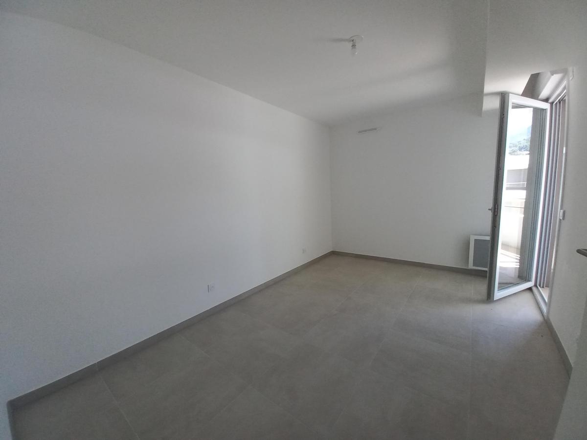 
																																							2 pièces - 
																																						5ème étage - 46m² - 1 283,50 € - Photo #5