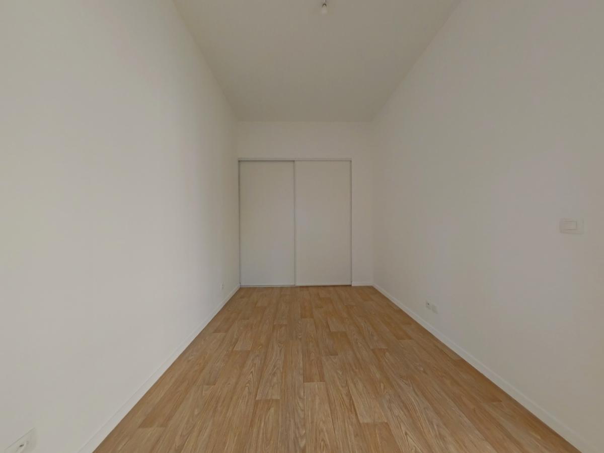 
																			2 pièces - 
																		RDC - 45m² - 572,82 € - Photo #6