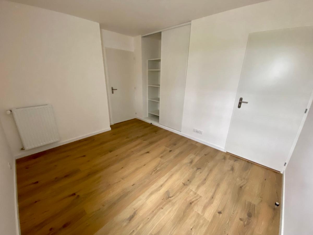 
																																							2 pièces - 
																																						1er étage - 42m² - 547,15 € - Photo #4