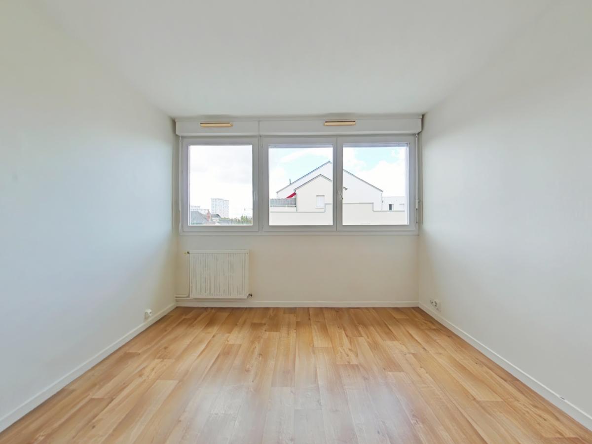 
																																							1 pièce - 
																																						2ème étage - 28m² - 462,51 € - Photo #2