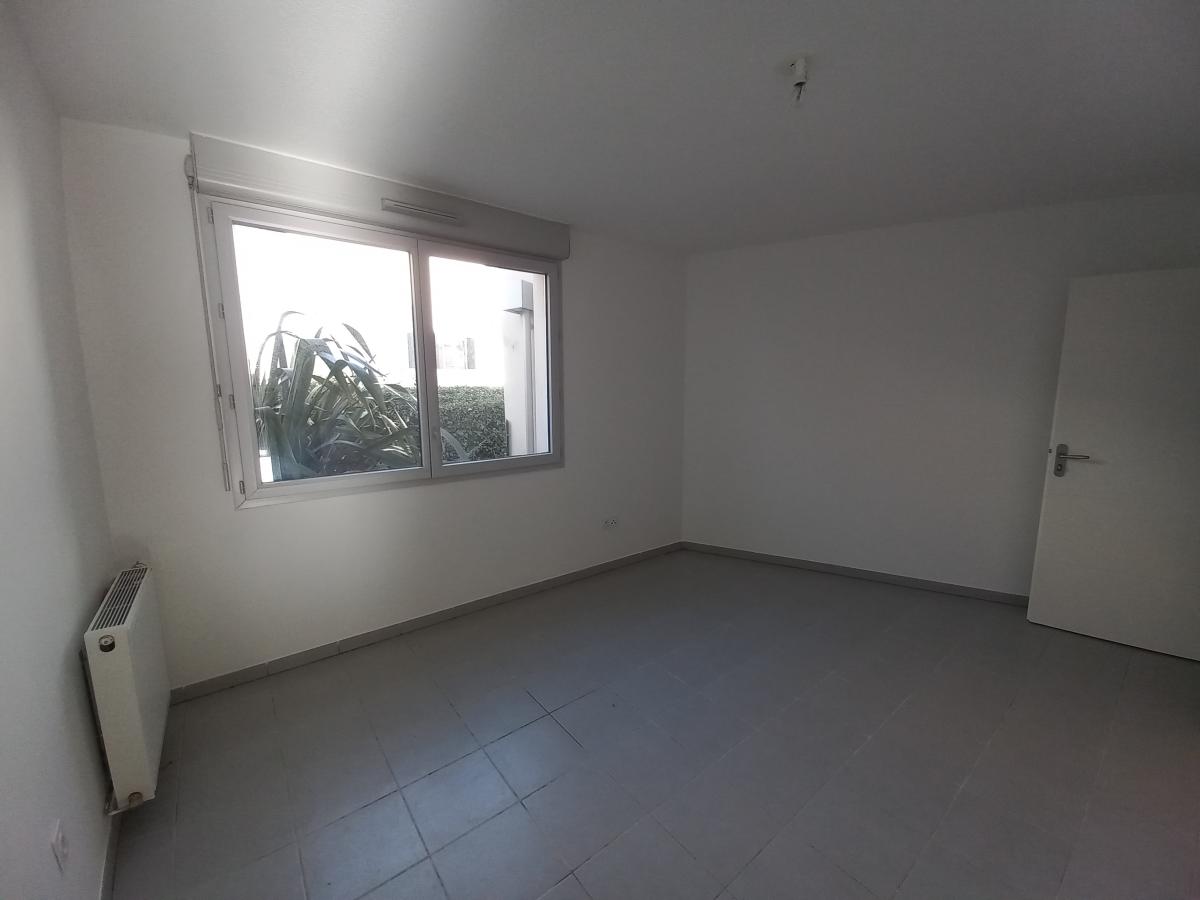 2 pièces - RDC - 46m² - 655,53 € - Photo #2