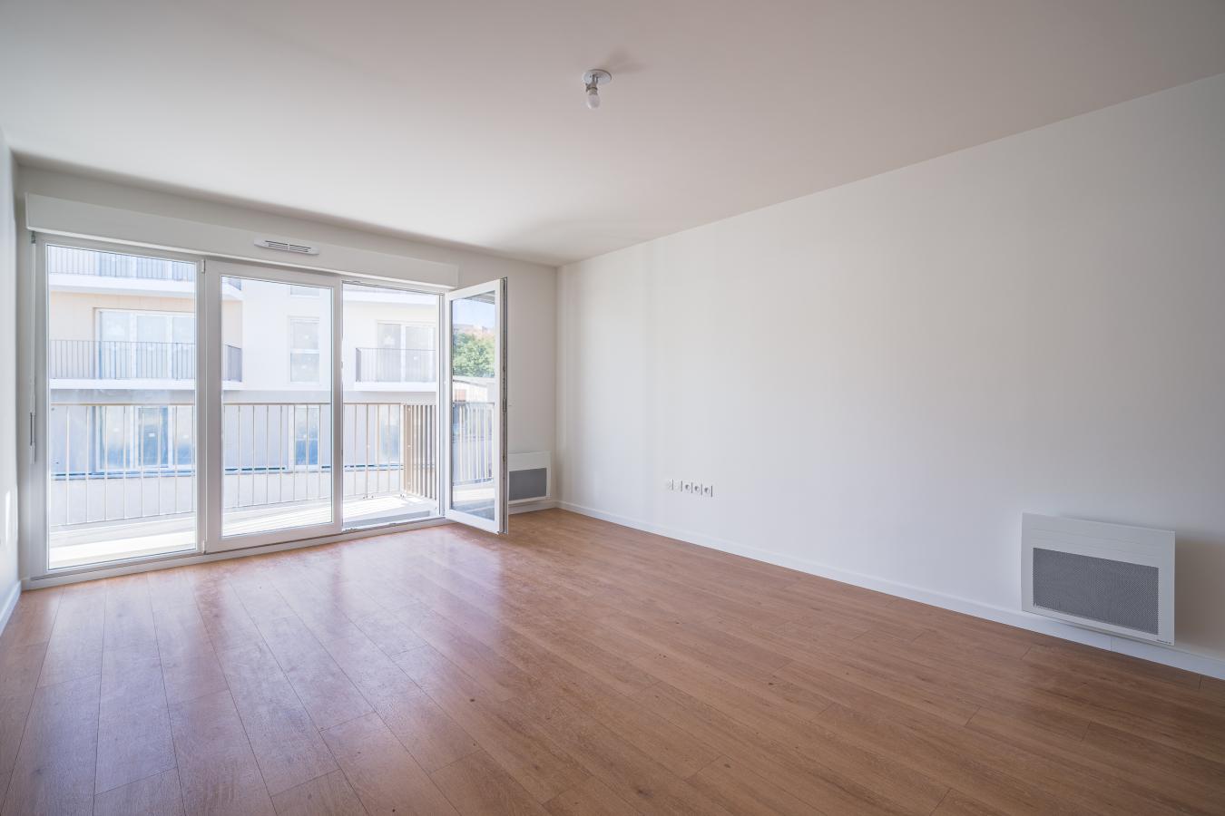 
																			3 pièces - 
																		1er étage - 60m² - 1 138,45 € - Photo #1