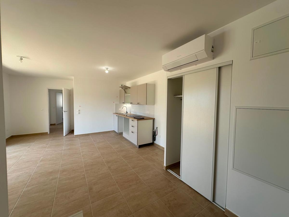 3 pièces - 2ème étage - 58m² - 713,82 € - Photo #1