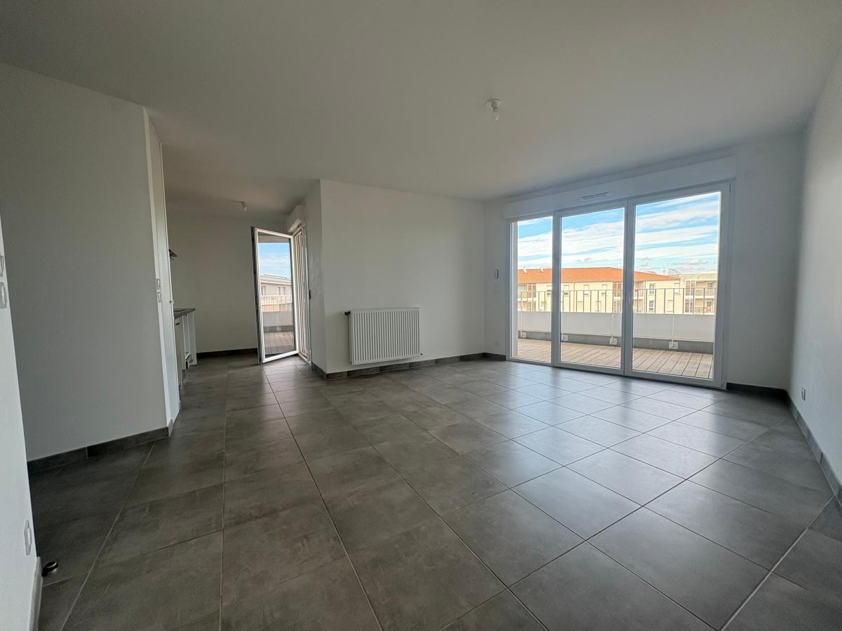 
																																							3 pièces - 
																																						2ème étage - 66m² - 806,13 € - Photo #2