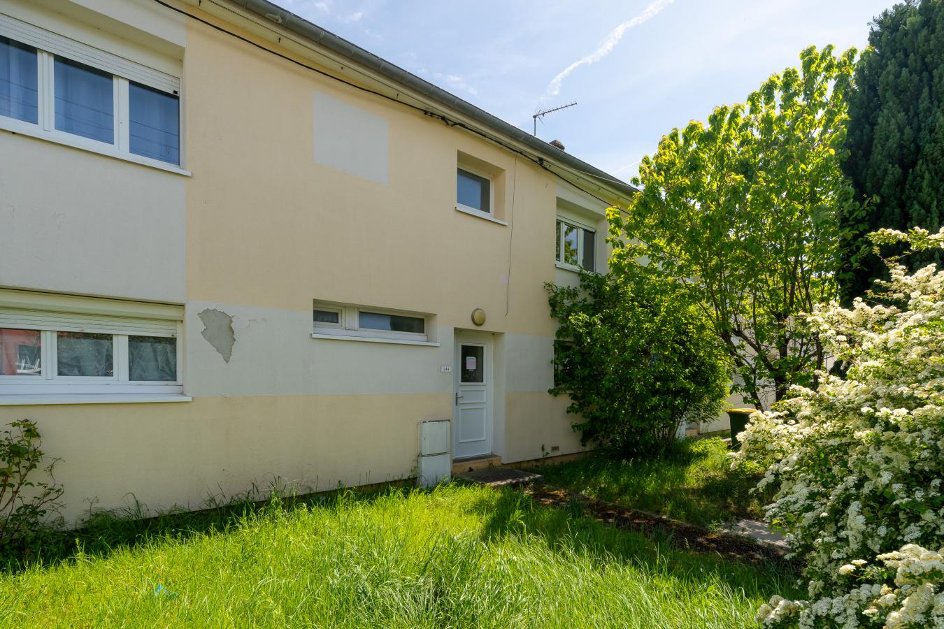 4 pièces - RDC - 74m² - 142 000 € - Photo #0