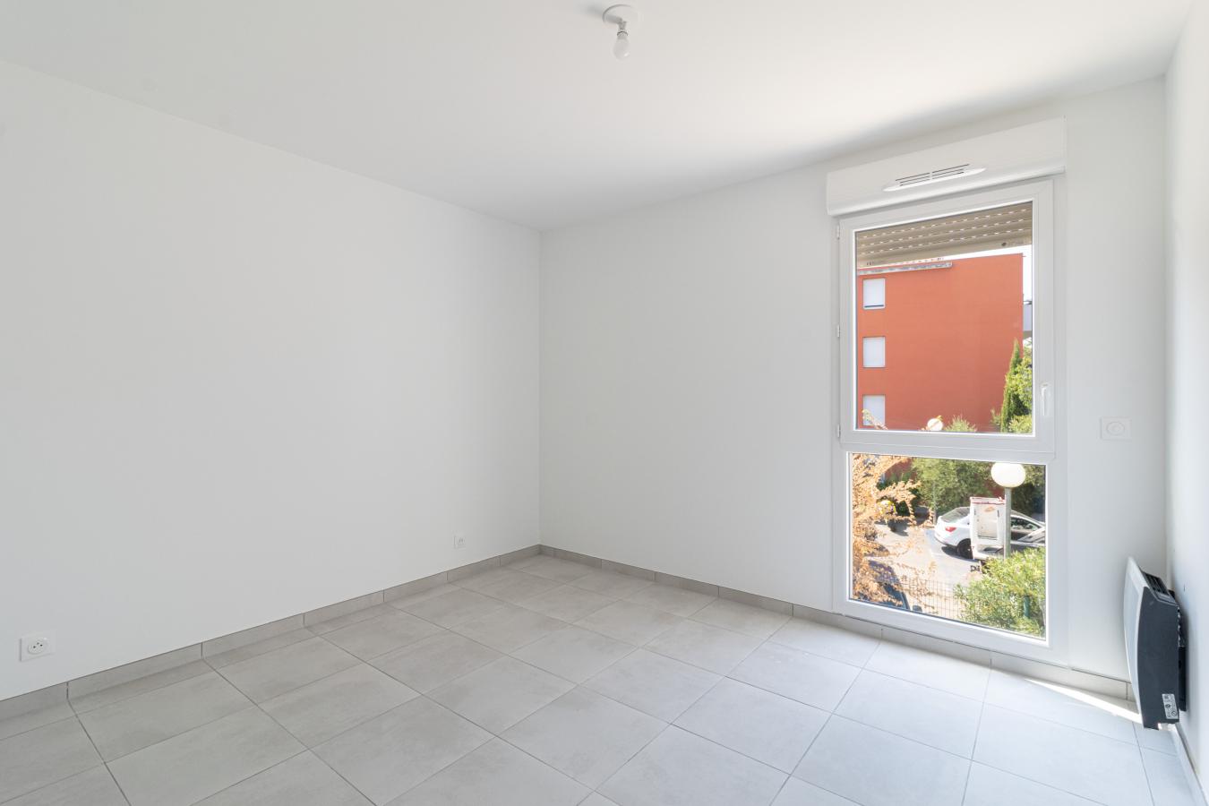 3 pièces - RDC - 59m² - 1 241,93 € - Photo #2