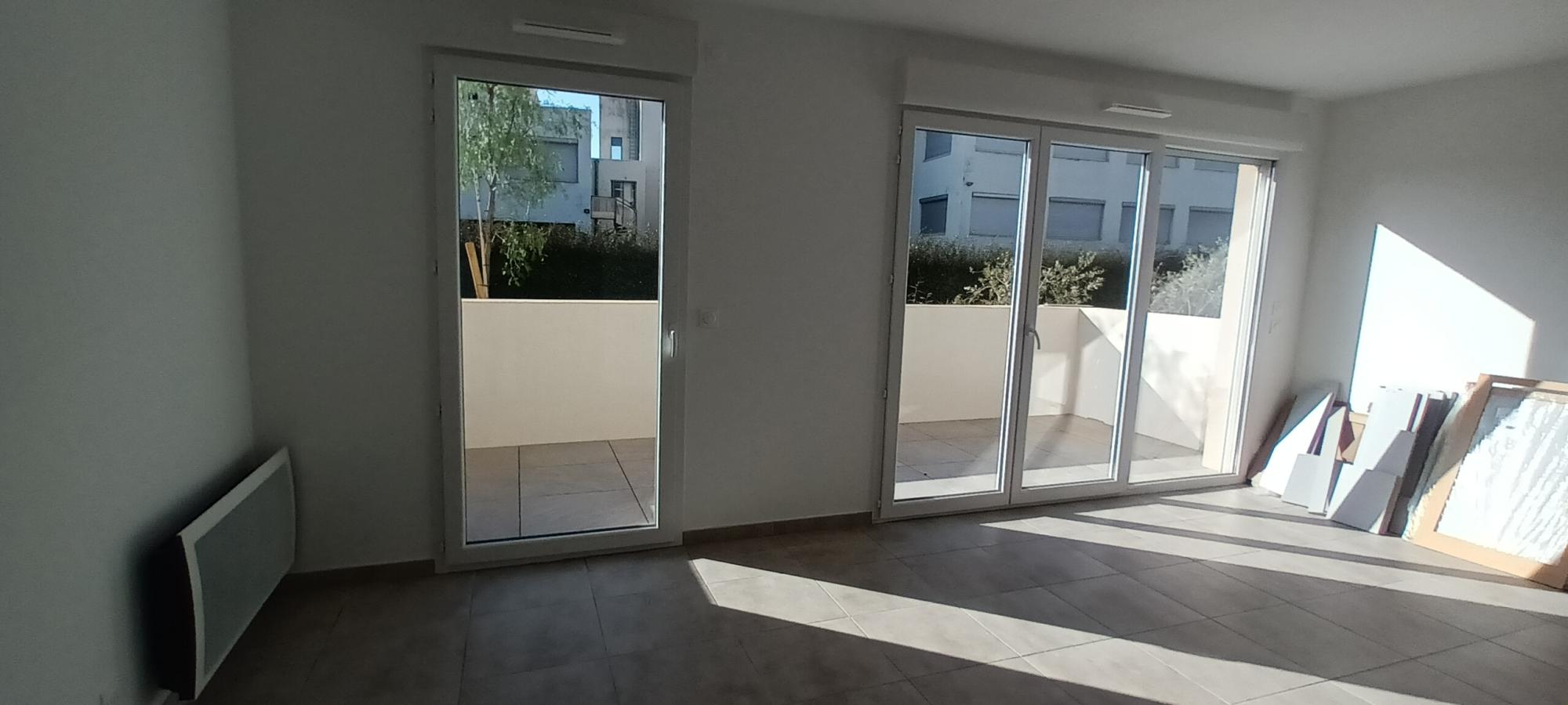 
																																							1 pièce - 
																																						RDC - 38m² - 541,96 € - Photo #5