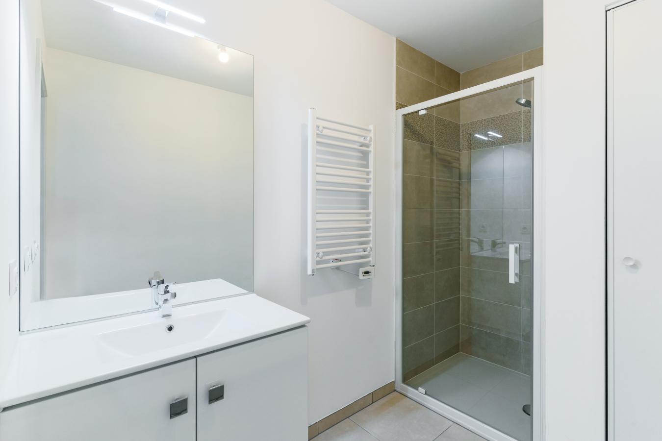 
																																							3 pièces - 
																																						4ème étage - 66m² - 928,69 € - Photo #4