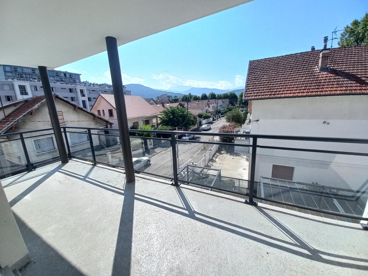 
																																							3 pièces - 
																																						2ème étage - 69m² - 811,45 € - Photo #1