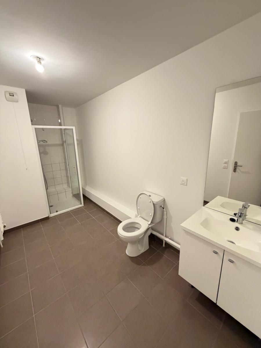 2 pièces - 6ème étage - 46m² - 850,53 € - Photo #6