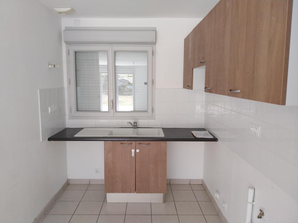 
																																							3 pièces - 
																																						RDC - 76m² - 813,08 € - Photo #1