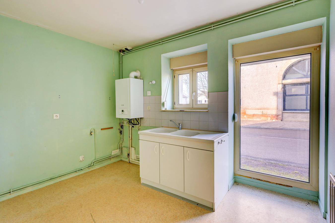 
																			4 pièces - 
																		RDC - 82m² - 155 800 € - Photo #2