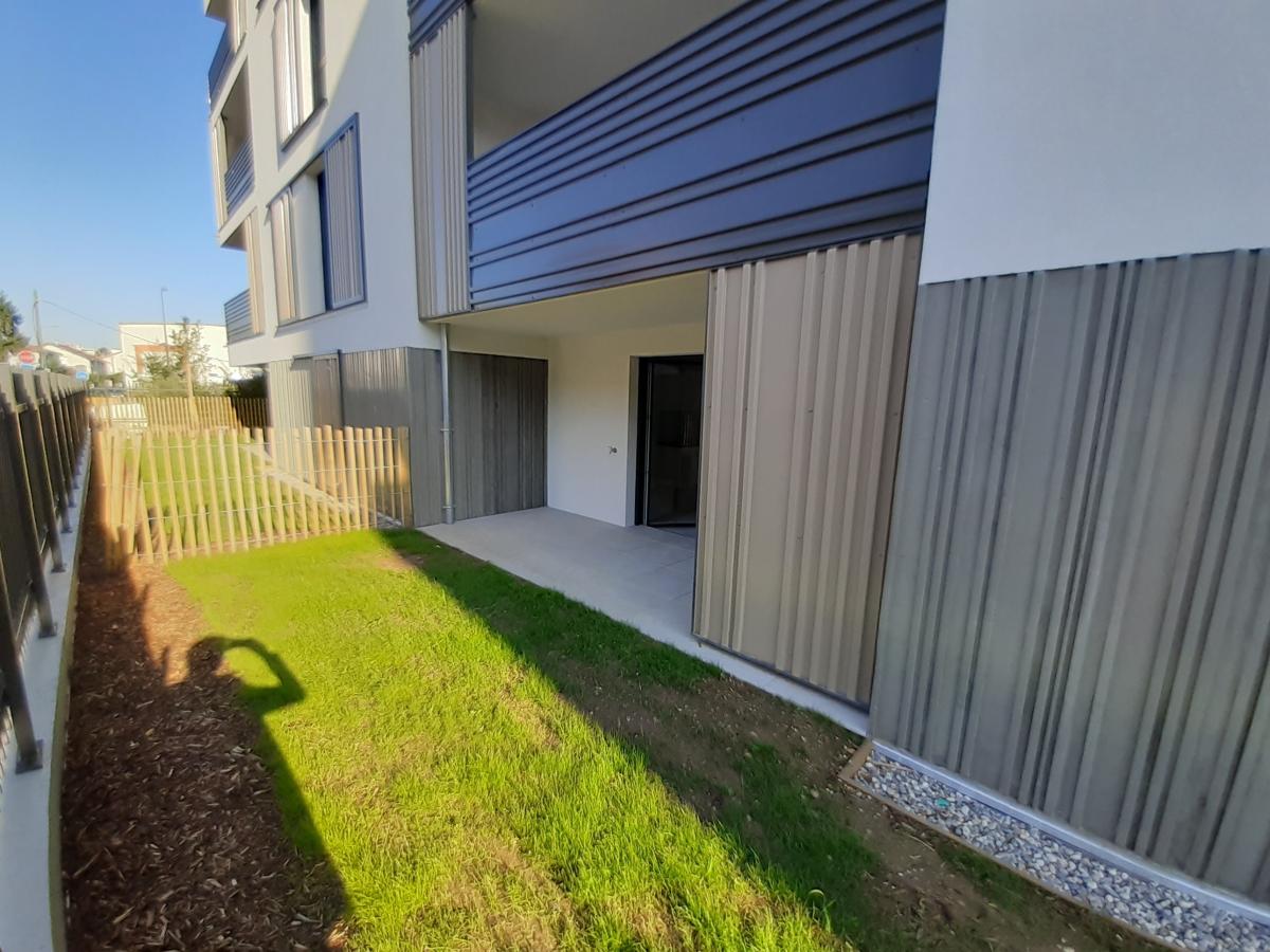 
																			3 pièces - 
																		RDC - 69m² - 1 053,49 € - Photo #6