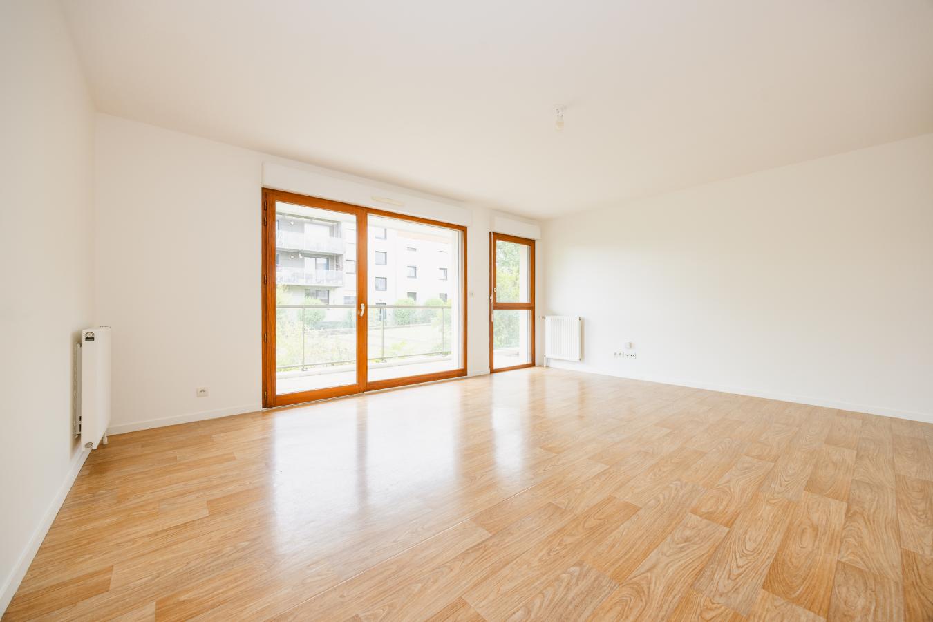 
																			4 pièces - 
																		RDC - 84m² - 235 000 € - Photo #2