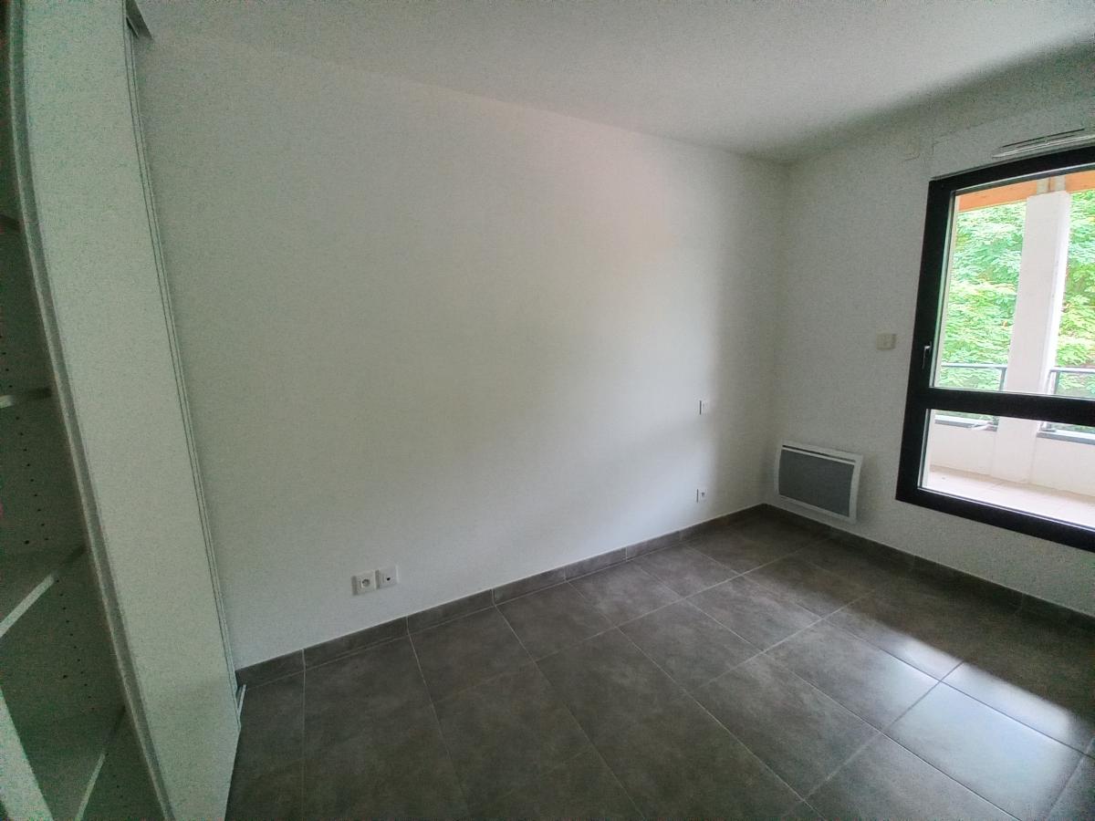 3 pièces - RDC - 74m² - 567,83 € - Photo #3