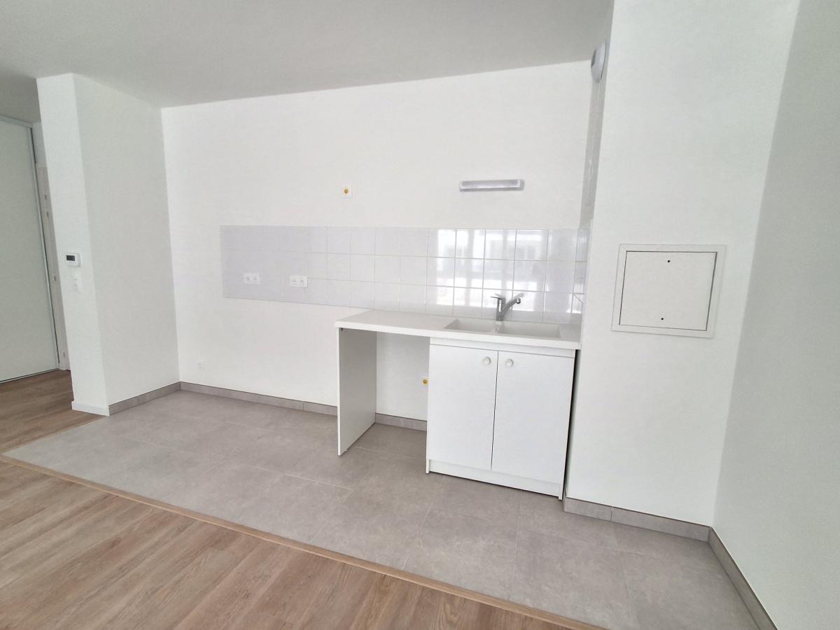 3 pièces - 1er étage - 63m² - 1 218,09 € - Photo #1