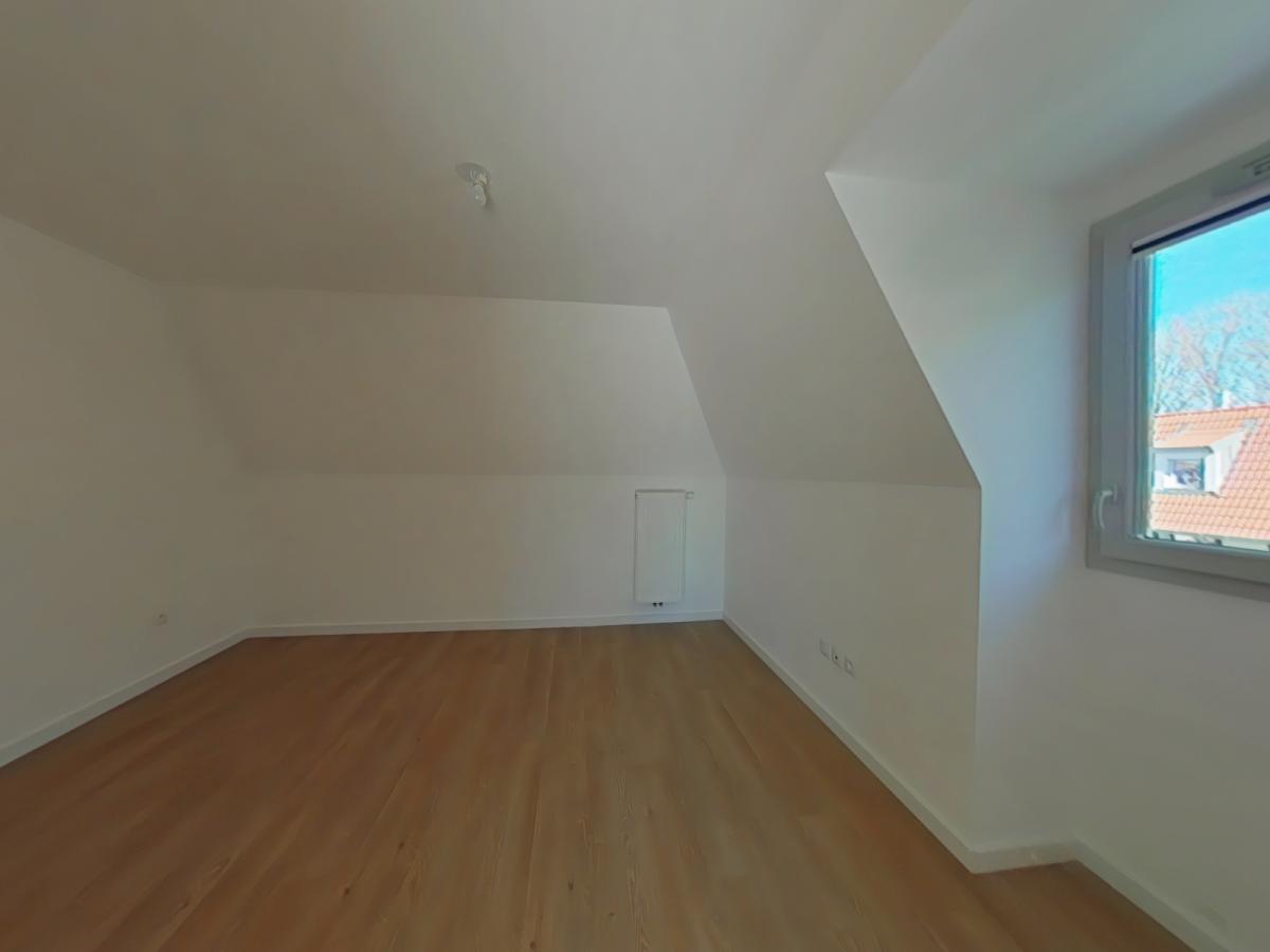 
																			2 pièces - 
																		4ème étage - 45m² - 634,97 € - Photo #3