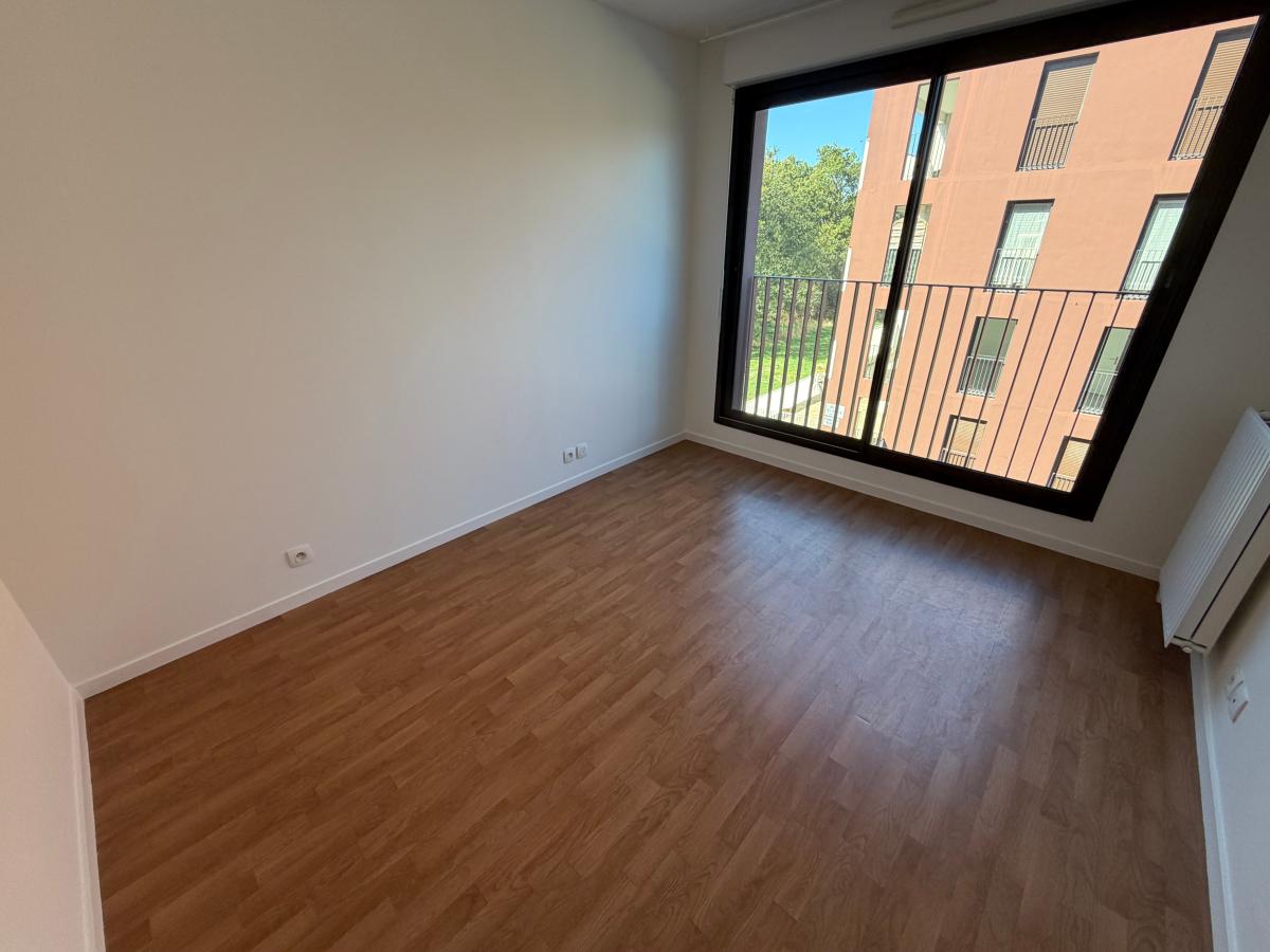 
																																							2 pièces - 
																																						2ème étage - 50m² - 610,16 € - Photo #4