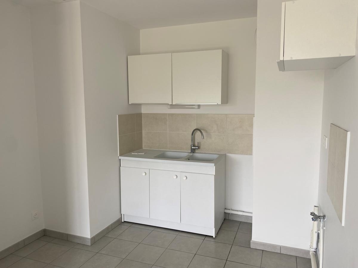 
																																							2 pièces - 
																																						1er étage - 46m² - 656,56 € - Photo #2