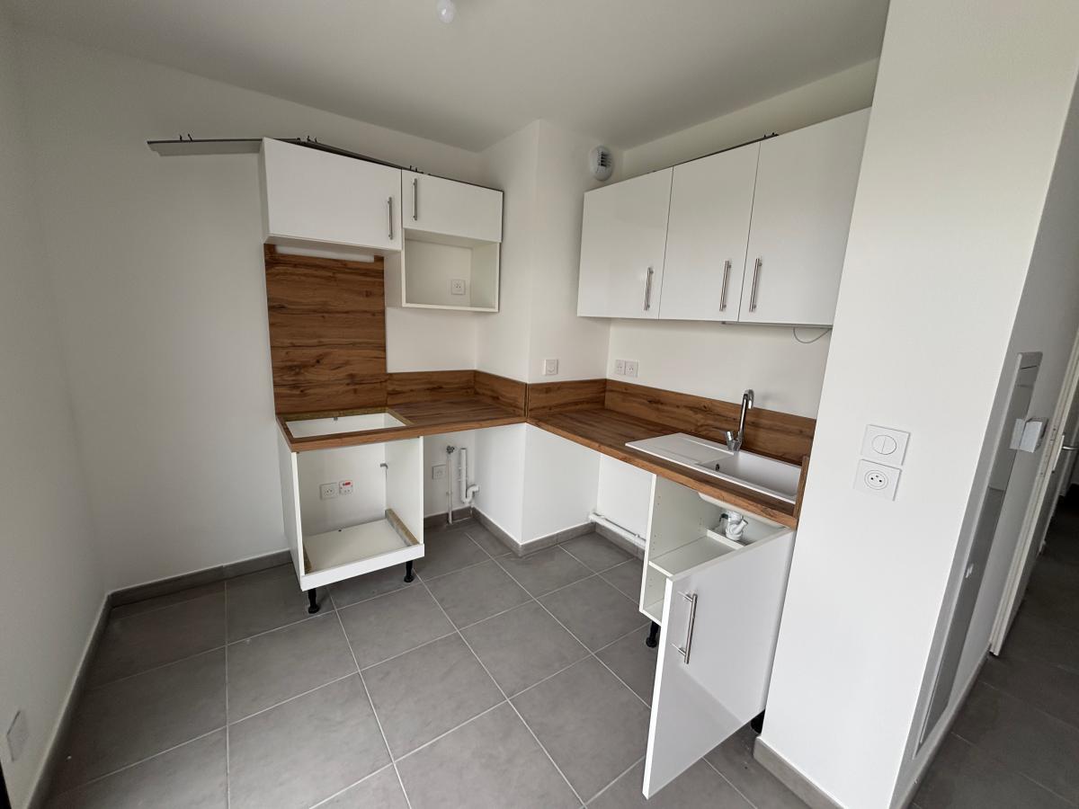 
																																							3 pièces - 
																																						3ème étage - 58m² - 696,13 € - Photo #3