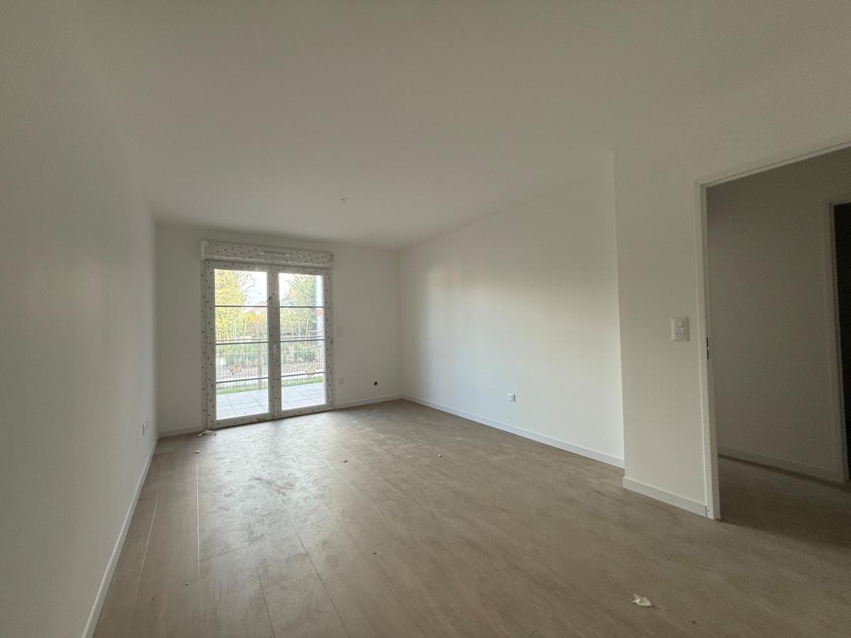 2 pièces - RDC - 40m² - 631,66 € - Photo #2