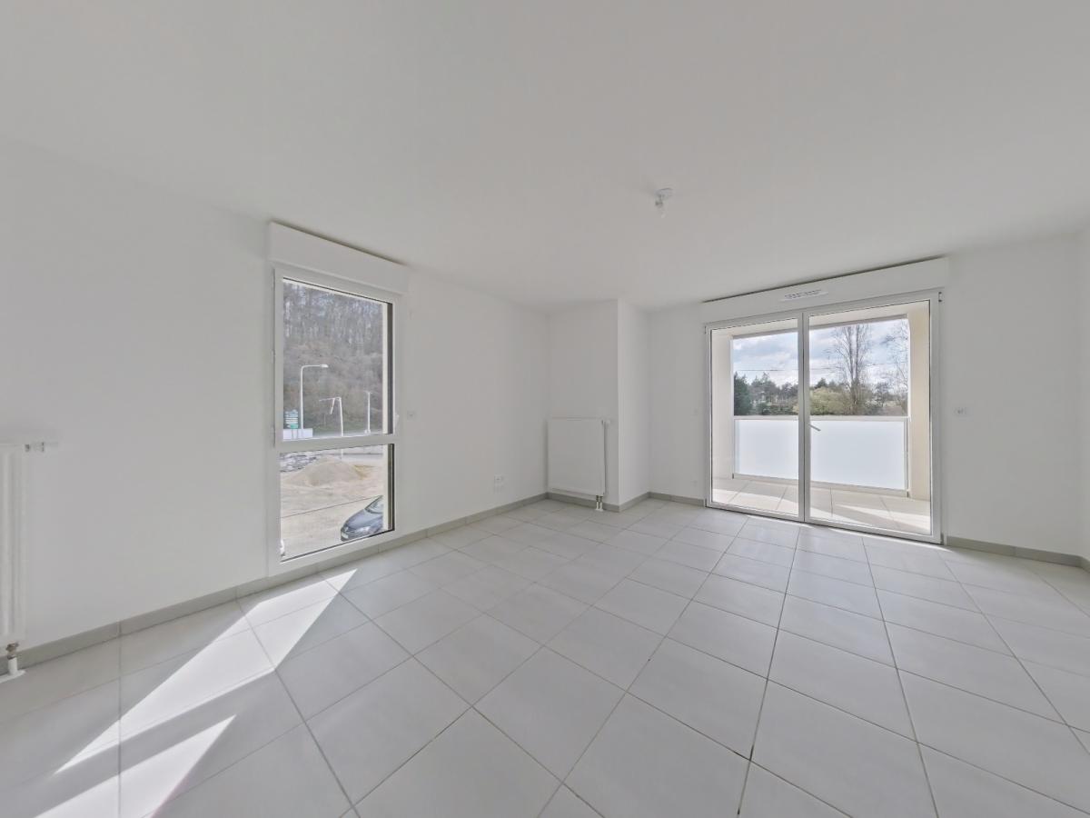 
																																							3 pièces - 
																																						1er étage - 65m² - 869,59 € - Photo #3