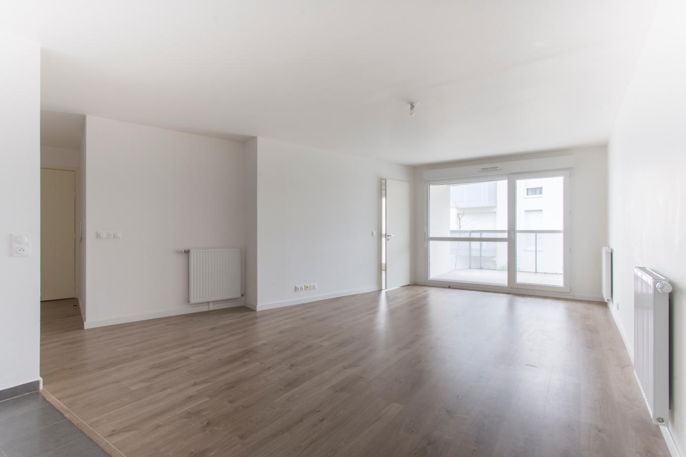 
																																							3 pièces - 
																																						1er étage - 71m² - 1 426,48 € - Photo #4