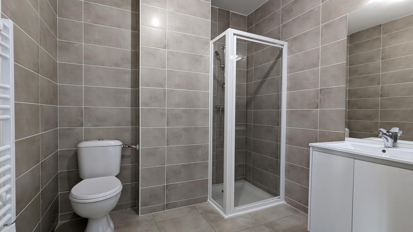 
																																							2 pièces - 
																																						2ème étage - 38m² - 811,33 € - Photo #2