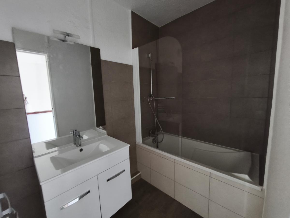 
																																							5 pièces - 
																																						1er étage - 81m² - 249 000 € - Photo #5