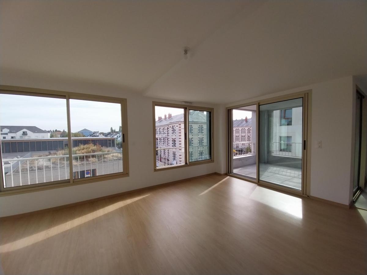 2 pièces - 2ème étage - 49m² - 850,03 € - Photo #3