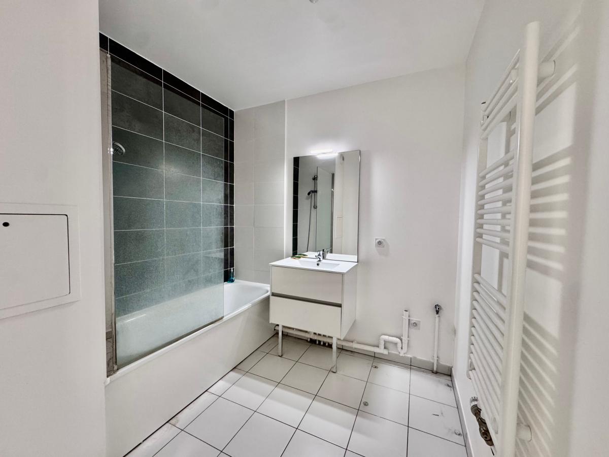 3 pièces - 3ème étage - 64m² - 1 254,44 € - Photo #5