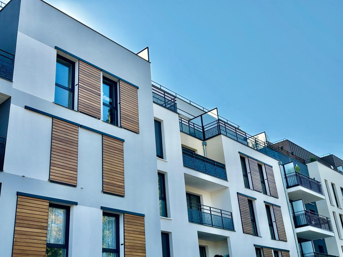 
																			4 pièces - 
																		1er étage - 95m² - 1 537,96 € - Photo #6